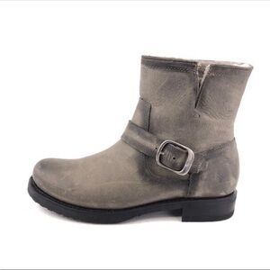 Frye Veronica Shearling Bootie in gray